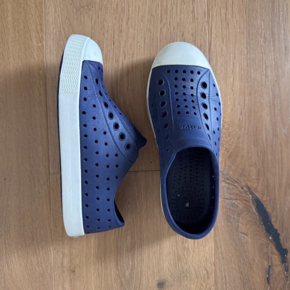 Native Kids Jefferson Regatta Navy Blue Slip Ons Size C12 Kid Approved - Picture 2 of 13